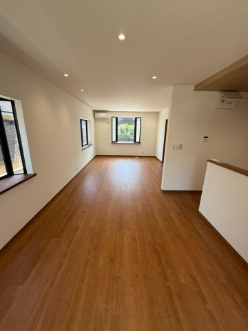 丸亀市川西町南　リフォーム戸建物件の居間・リビング
