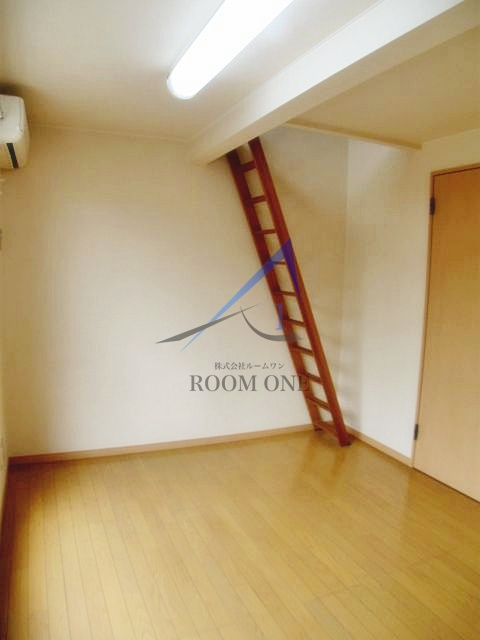 高円寺大和レジデンスの居間・リビング|洋室のお部屋です。