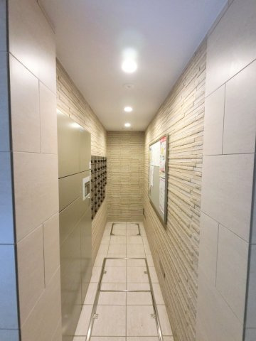 【その他共用部分】 | サンメゾン平塚代官町 | 集合ポスト・宅配ボックス・掲示板