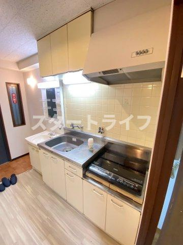 大阪市淀川区十三東１丁目の賃貸マンションのキッチン