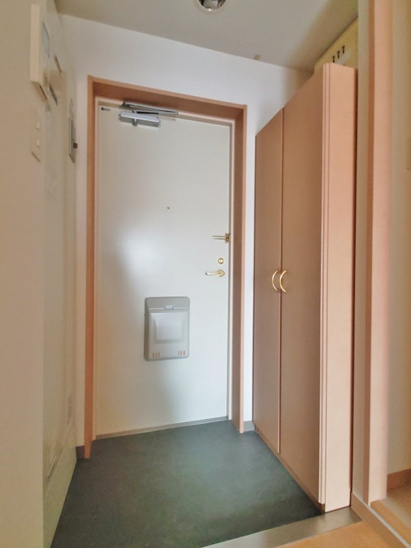 【玄関】アクア西宮本町（旧本町椿ビル） 