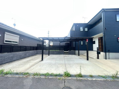 【駐車場】 | 小美玉市田木谷　全居室フローリング！　4SLDK