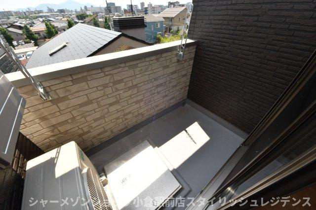 プルーム中原東のバルコニー