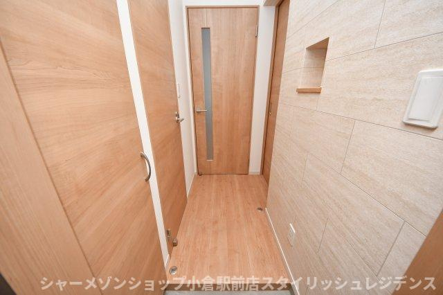 プルーム中原東の玄関