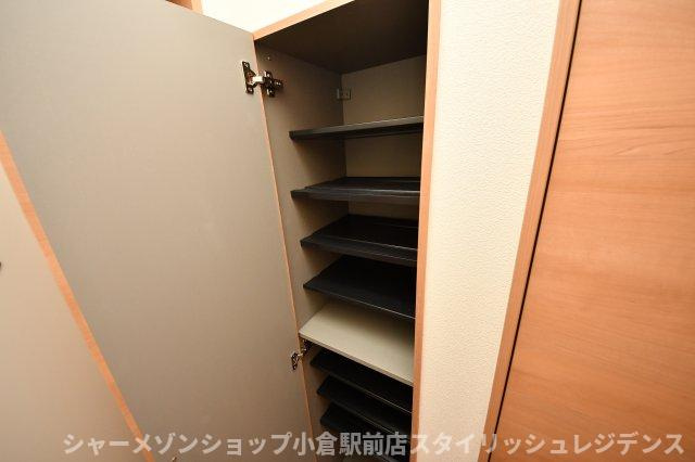 プルーム中原東の収納