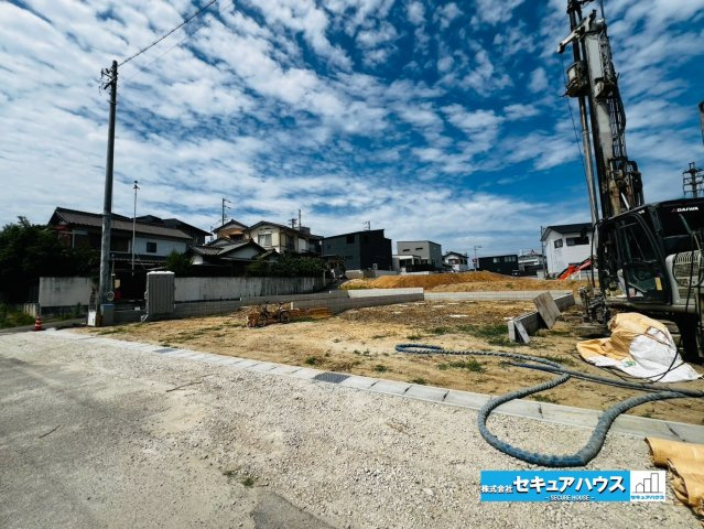 【同施工物件ご案内可能】大府市朝日町2丁目　全3棟の前面道路含む現地写真|事前予約にて現地ご見学いただけます！お気軽にお問い合わせください♪
■株式会社　セキュアハウス■
住宅ローンに強く、知識、経験豊富なスタッフ在籍
お客様に寄り添い、ご成約後もサポート致します。　　　　