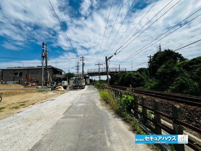 【同施工物件ご案内可能】大府市朝日町2丁目　全3棟の前面道路含む現地写真|事前予約にて現地ご見学いただけます！お気軽にお問い合わせください♪
■株式会社　セキュアハウス■
住宅ローンに強く、知識、経験豊富なスタッフ在籍
お客様に寄り添い、ご成約後もサポート致します。　　　　
