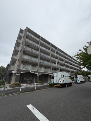 【エントランス】 | リバーサイド長島