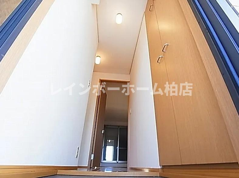 特典：仲介手数料が無料です!!の玄関|※別部屋参考写真。