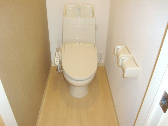 Ｃａｍｅｒａ　Ｆｅｌｉｃｅのトイレ|シャワー付トイレ