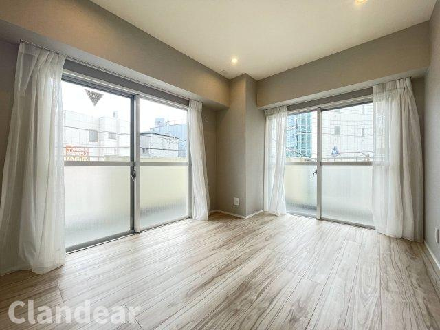 白鳥ダイヤモンドマンションの洋室|ドキドキの新生活も、安心してスタート。ぴったりの住まいを見つけませんか？クランディアが一緒に住まい選びをサポートします‼　まずは、お気軽にお問合せください　＃クランディア