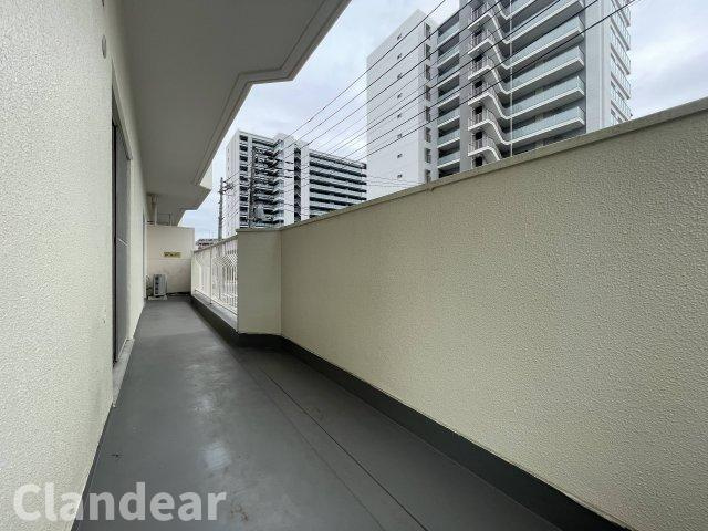白鳥ダイヤモンドマンションのバルコニー|ドキドキの新生活も、安心してスタート。ぴったりの住まいを見つけませんか？クランディアが一緒に住まい選びをサポートします‼　まずは、お気軽にお問合せください　＃クランディア