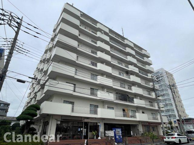 白鳥ダイヤモンドマンションの外観|ドキドキの新生活も、安心してスタート。ぴったりの住まいを見つけませんか？クランディアが一緒に住まい選びをサポートします‼　まずは、お気軽にお問合せください　＃クランディア