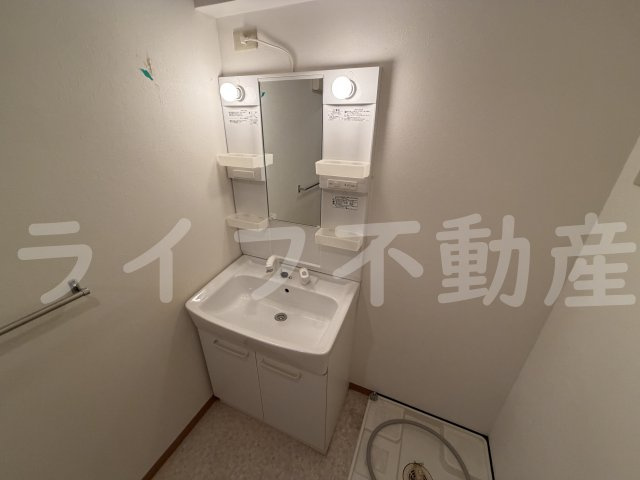 戴慶カーサグラシアの独立洗面台