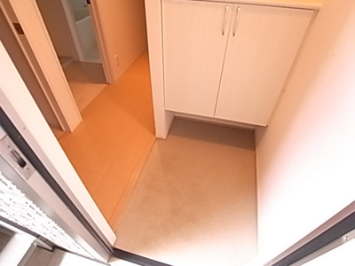 【玄関】 | レクエルド大久保 | きれいな玄関です