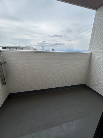 高崎市日高町の中古一戸建のバルコニー