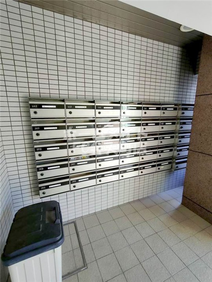 【その他共用部分】 | マンション弥栄 | 郵便ボックスです。