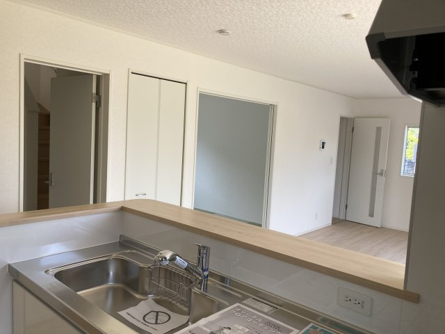山陽小野田市南竜王町　第１－３号地のキッチン