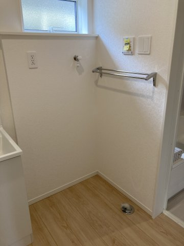 山陽小野田市南竜王町　第１－３号地のランドリースペース