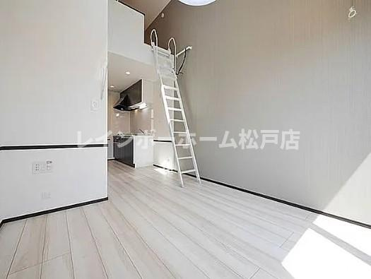 メゾンプラムＢ棟のその他