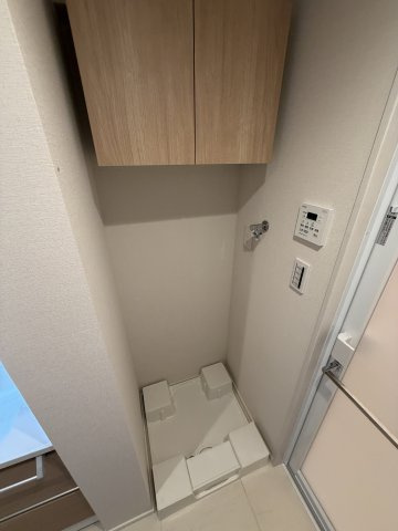 中野区中央４丁目の中古マンションのランドリースペース
