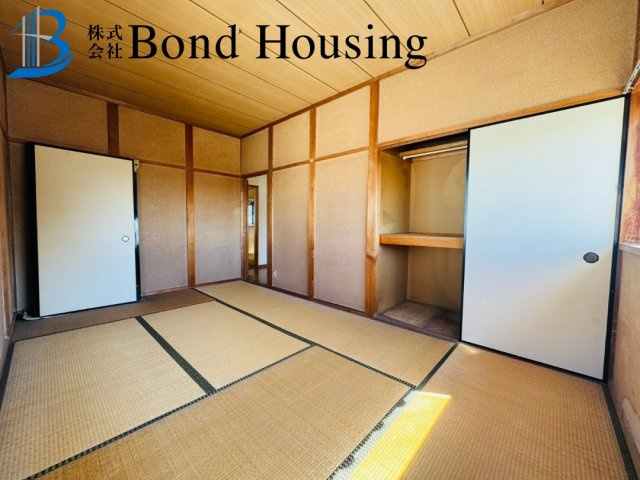 南向きにつき陽当たり良好　大久保町八木　中古戸建の和室