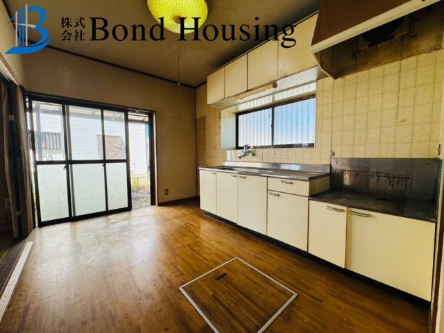 南向きにつき陽当たり良好　大久保町八木　中古戸建のキッチン