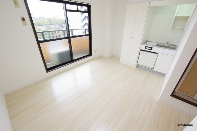 マンションスムス　仲介手数料無料の洋室