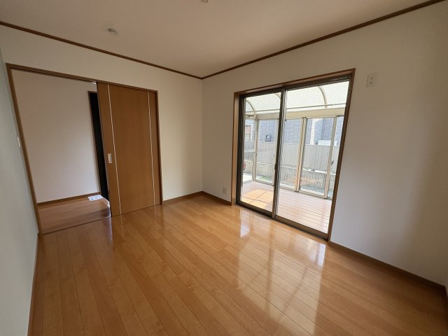 鹿沼市寺町／中古平屋住宅の洋室|洋室2（南側）