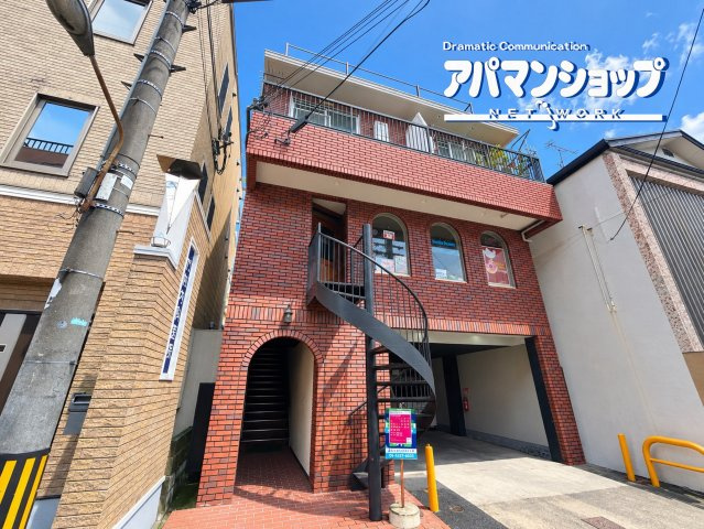 メゾンならまち