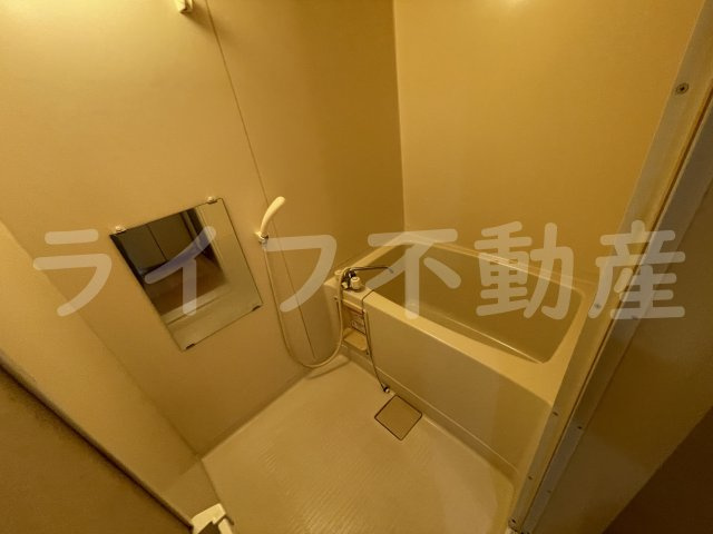 ディアハイム鴻池の浴室|ゆったり過ごせるお風呂です