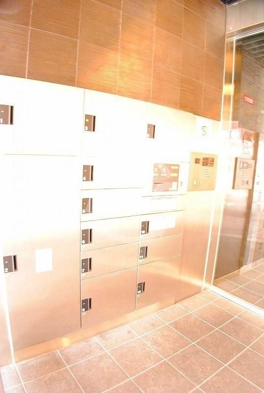 クレグラン南船場のその他共用部分|宅配ＢＯＸ
