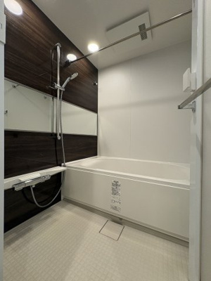 【浴室】 | ラ・カーサ広尾 | ※写真は同タイプ住戸です。