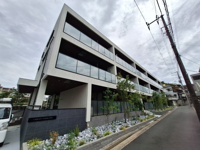（シニア限定）アーバンパークサイドの外観パース|シニア向け賃貸住宅ヘーベルVillage