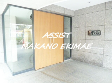 スカイコート新高円寺のエントランス