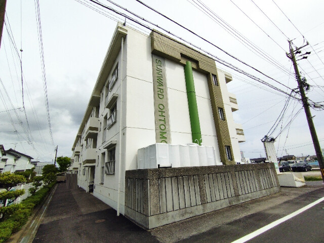 サンワード大友の外観