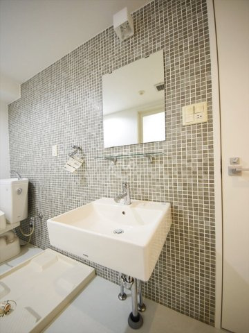 クレグラン南船場の独立洗面台|クレグラン南船場　独立洗面台