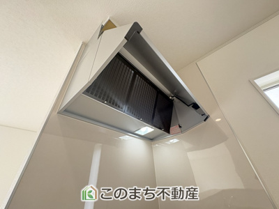 【キッチン】 | 坂東市岩井第３ | 同社施工物件写真。※建具やフローリング、その他仕様が異なる場合がございます。