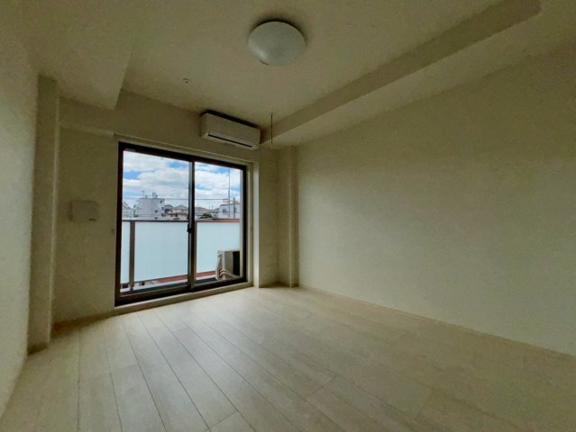 川崎市多摩区西生田２丁目の賃貸マンションの居間・リビング