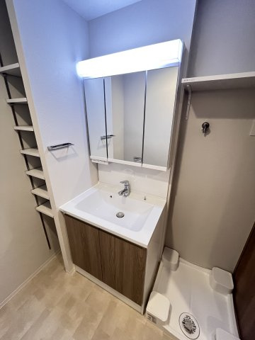 大阪市都島区内代町１丁目の賃貸マンションの独立洗面台