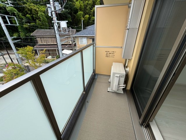 川崎市多摩区西生田２丁目の賃貸マンションのバルコニー