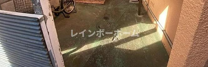 コーポ東和のエントランス