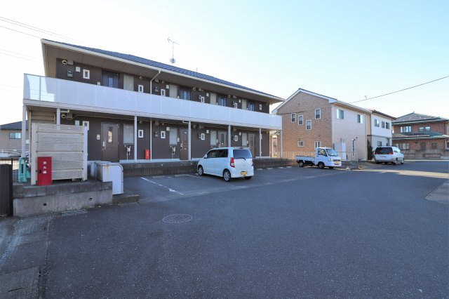 サンデュールの駐車場