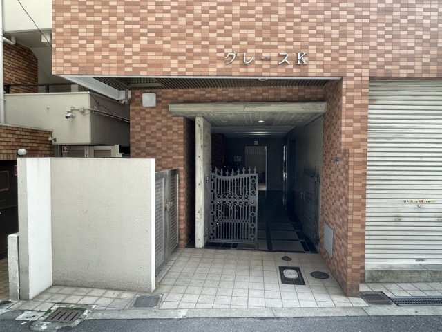 グレースKのエントランス