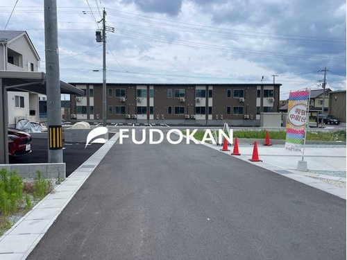 山形市印役町2期【新築建売】2号棟の前面道路含む現地写真|前面道路
