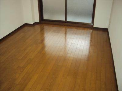 サンシャイン烏丸の寝室|室内