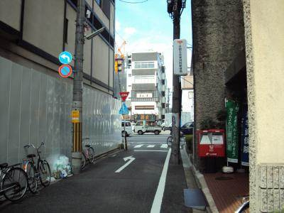 サンシャイン烏丸の地図|前面道路