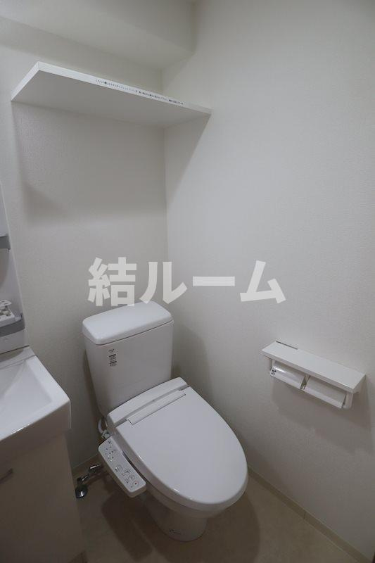 板橋区本町の賃貸マンションのトイレ
