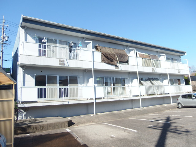 岡崎市宇頭南町のアパートの外観