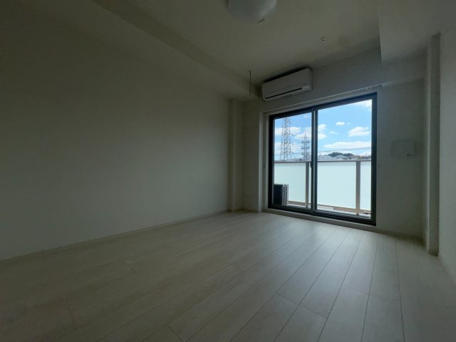 川崎市多摩区西生田２丁目の賃貸マンションの居間・リビング